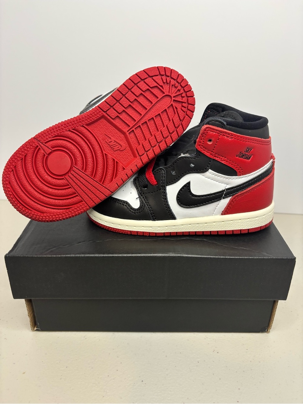 Jordan 1 Retro High OG - Black Toe Reimagined (TD)